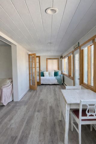 9 Bay Shore Drive, Bay City, MI 48706