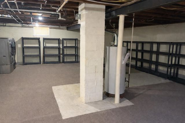 9 Bay Shore Drive, Bay City, MI 48706