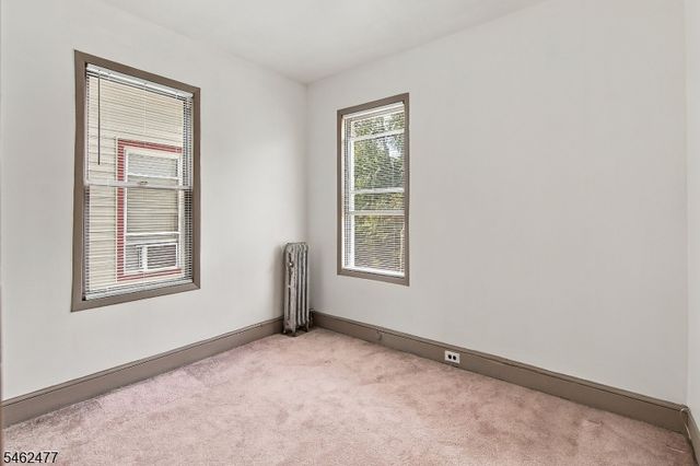 15 Boyle Pl, Elizabeth City, NJ 07202