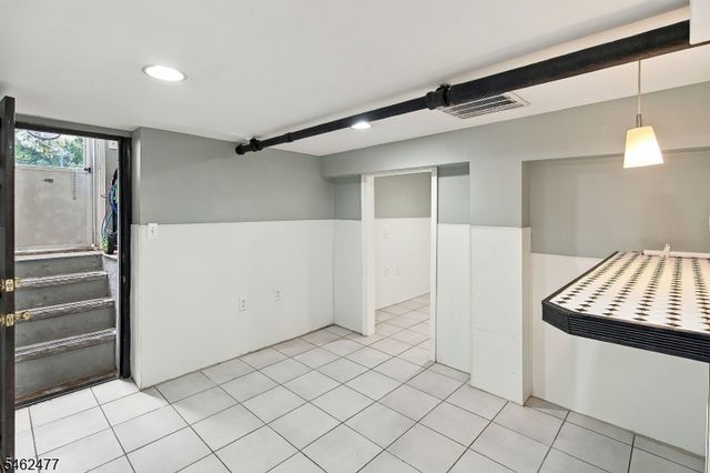 15 Boyle Pl, Elizabeth City, NJ 07202