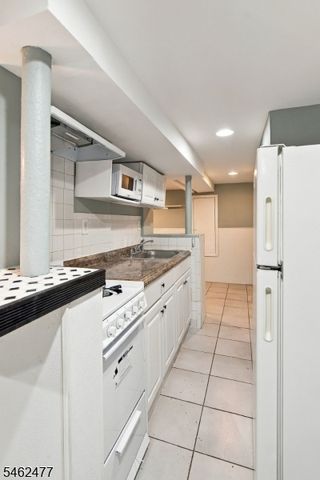 15 Boyle Pl, Elizabeth City, NJ 07202