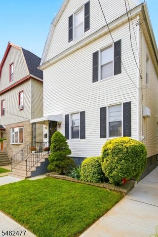 15 Boyle Pl, Elizabeth City, NJ 07202