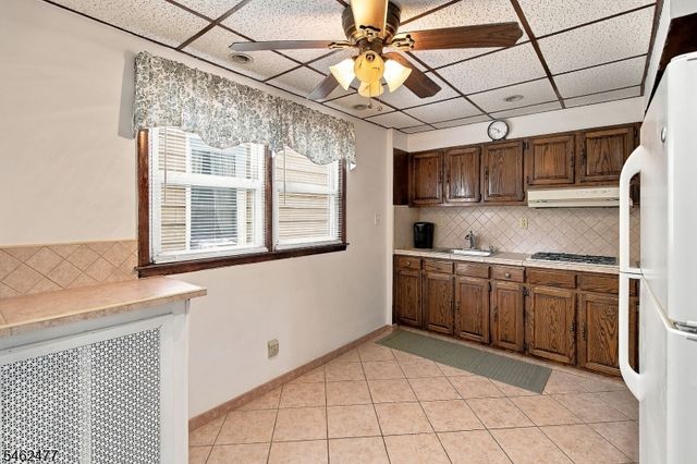 15 Boyle Pl, Elizabeth City, NJ 07202
