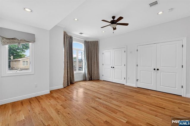 425 Lafayette Avenue A, Cliffside Park, NJ 07010