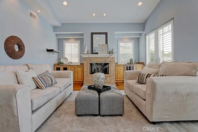 1740 2nd Street, Manhattan Beach, CA 90266