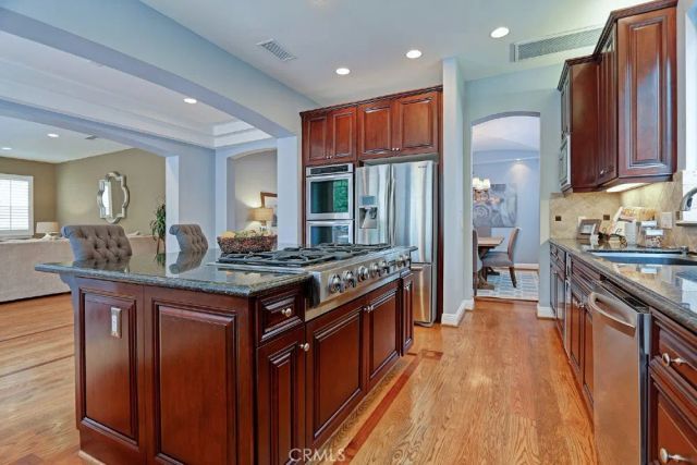 1740 2nd Street, Manhattan Beach, CA 90266