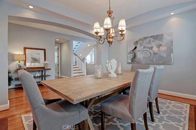 1740 2nd Street, Manhattan Beach, CA 90266
