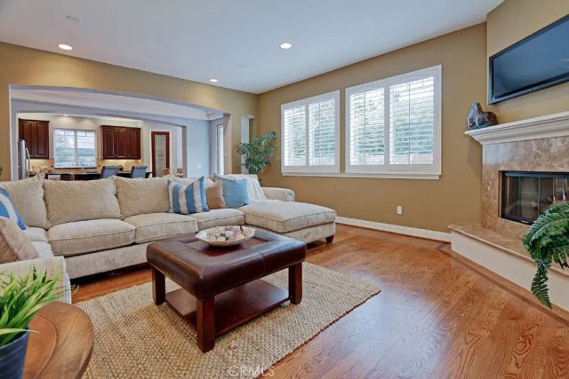 1740 2nd Street, Manhattan Beach, CA 90266