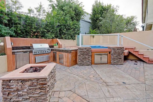 1740 2nd Street, Manhattan Beach, CA 90266