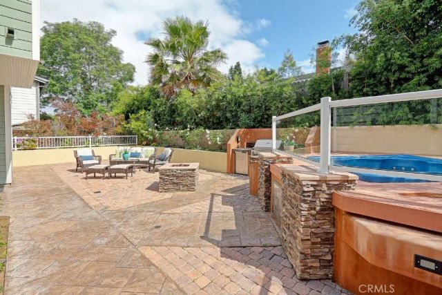 1740 2nd Street, Manhattan Beach, CA 90266
