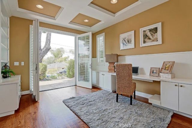 1740 2nd Street, Manhattan Beach, CA 90266