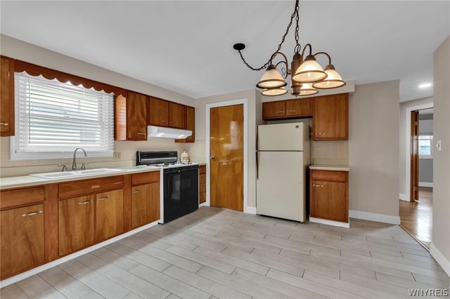 114 Norman Drive, Cheektowaga, NY 14043