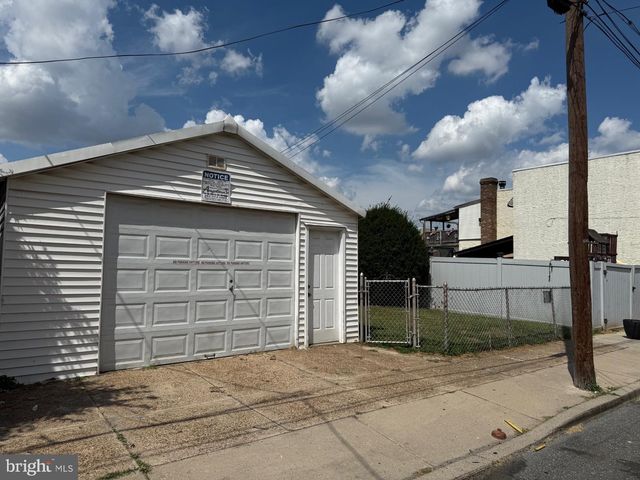 4631-33 SALMON ST, Philadelphia, PA 19137