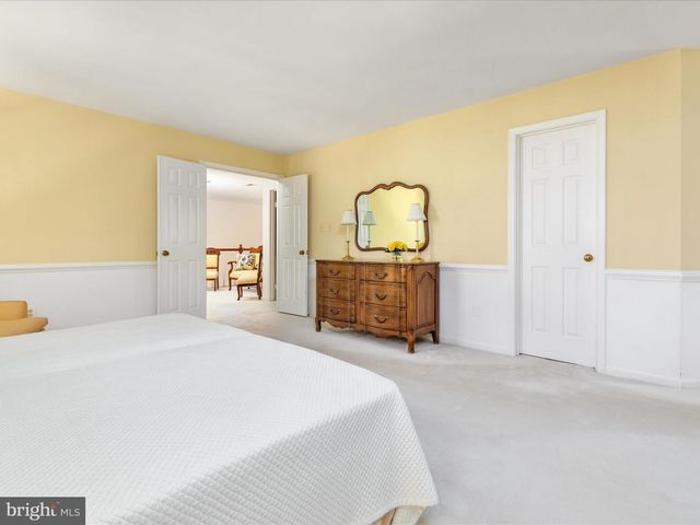 8105 HADDINGTON CT, Fairfax Station, VA 22039