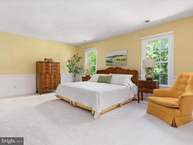 8105 HADDINGTON CT, Fairfax Station, VA 22039