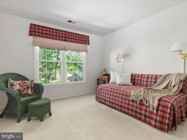 8105 HADDINGTON CT, Fairfax Station, VA 22039