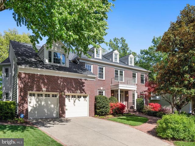 8105 HADDINGTON CT, Fairfax Station, VA 22039