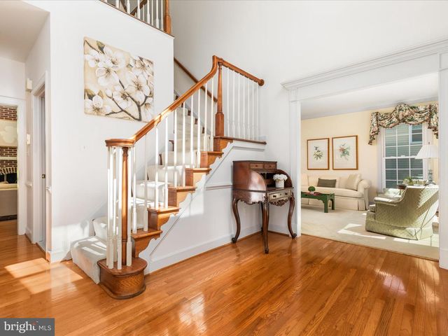 8105 HADDINGTON CT, Fairfax Station, VA 22039