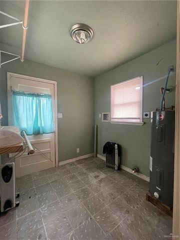 734 E Acacia Avenue, Alamo, TX 78516