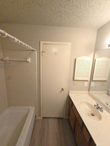 15625 Weldon Drive, Houston, TX 77032