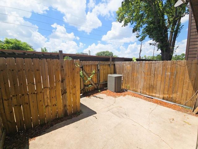 15625 Weldon Drive, Houston, TX 77032