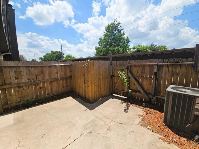 15625 Weldon Drive, Houston, TX 77032