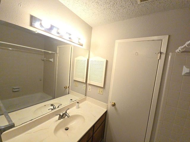 15625 Weldon Drive, Houston, TX 77032