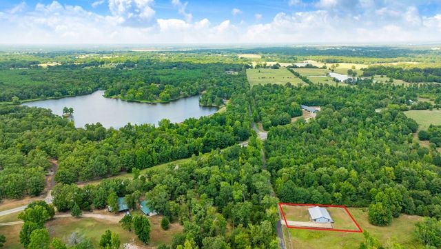 9006 County Road 43200, Powderly, TX 75473
