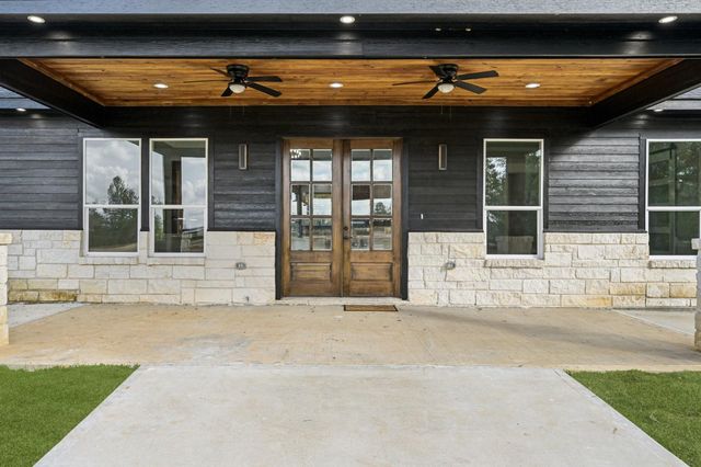 2199 County Road 301 N, Dayton, TX 77535