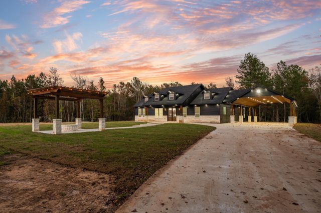 2199 County Road 301 N, Dayton, TX 77535