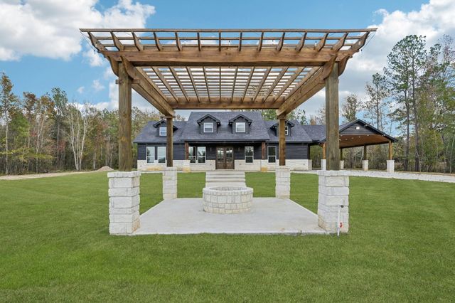 2199 County Road 301 N, Dayton, TX 77535