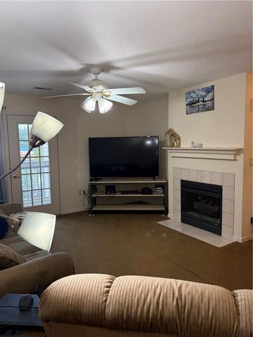 2106 Lenox Dr, Bethel Park, PA 15102