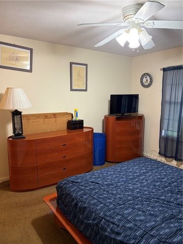 2106 Lenox Dr, Bethel Park, PA 15102
