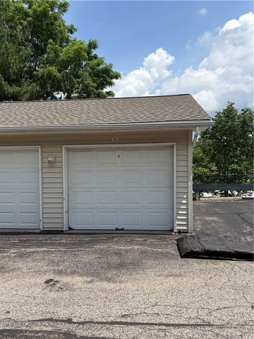 2106 Lenox Dr, Bethel Park, PA 15102