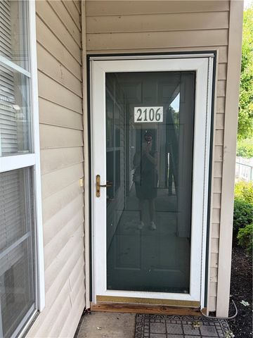 2106 Lenox Dr, Bethel Park, PA 15102