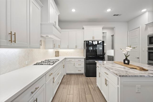 2837 Midlake Drive, Midlothian, TX 76065