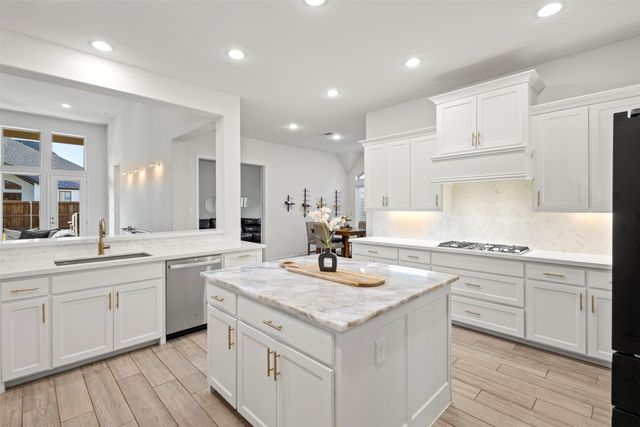 2837 Midlake Drive, Midlothian, TX 76065