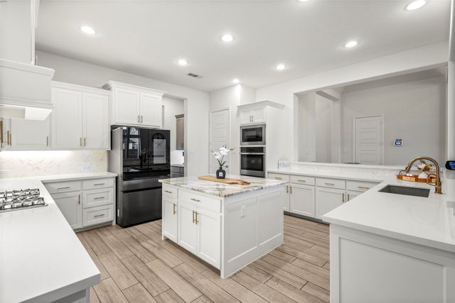 2837 Midlake Drive, Midlothian, TX 76065