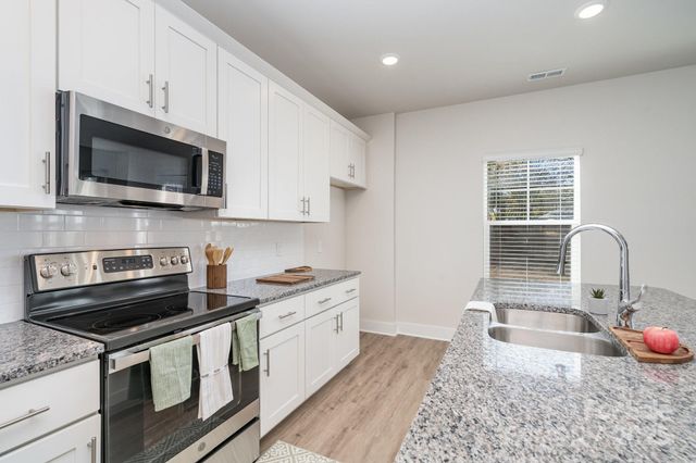 114 Silverwood Court, Mooresville, NC 28115