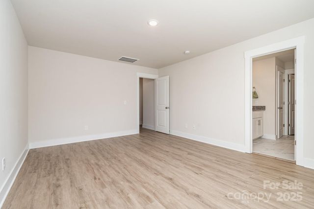 114 Silverwood Court, Mooresville, NC 28115