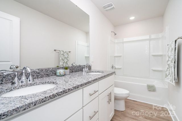 114 Silverwood Court, Mooresville, NC 28115