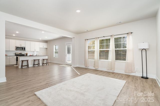 114 Silverwood Court, Mooresville, NC 28115