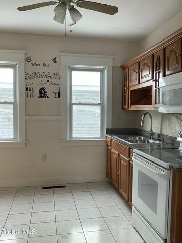 467-469 Cedar Street, Schenectady, NY 12306