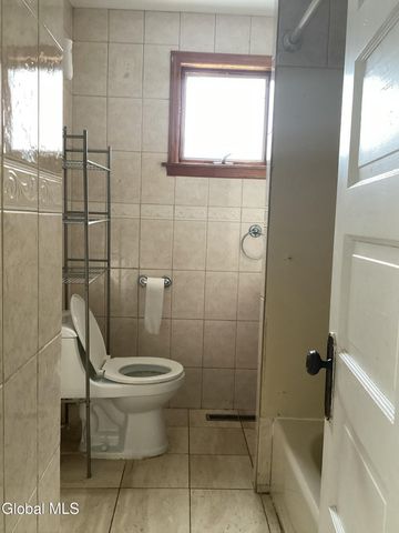 467-469 Cedar Street, Schenectady, NY 12306