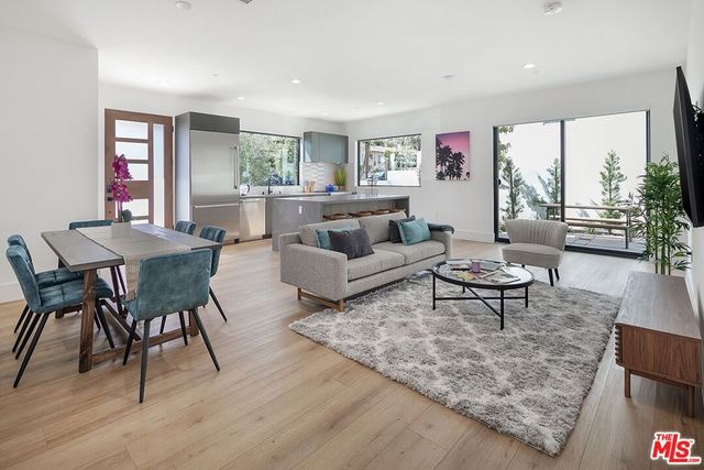 1236 N Spaulding Avenue 3, West Hollywood, CA 90046