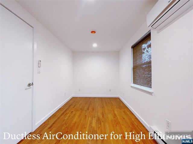 327 Undercliff Avenue 1, Edgewater, NJ 07020