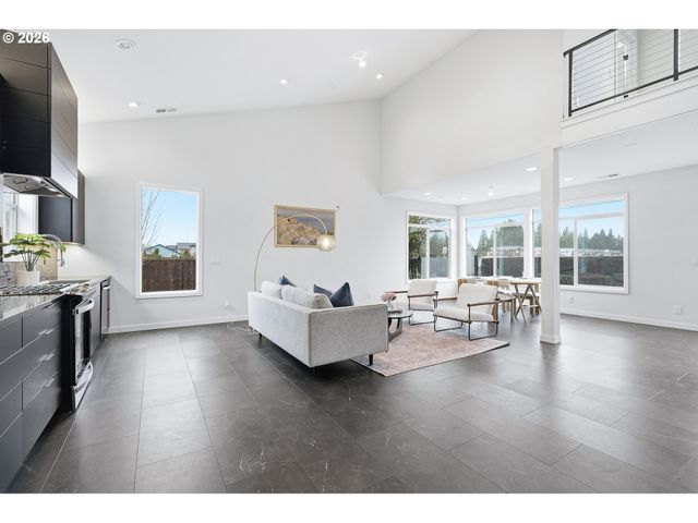 21280 Sw BASELINE Rd, Beaverton, OR 97003