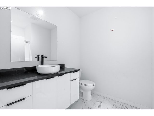 21280 Sw BASELINE Rd, Beaverton, OR 97003