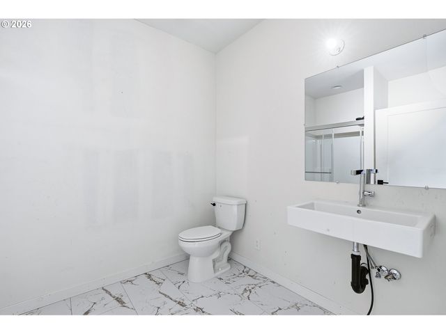 21280 Sw BASELINE Rd, Beaverton, OR 97003