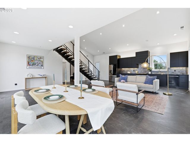 21280 Sw BASELINE Rd, Beaverton, OR 97003